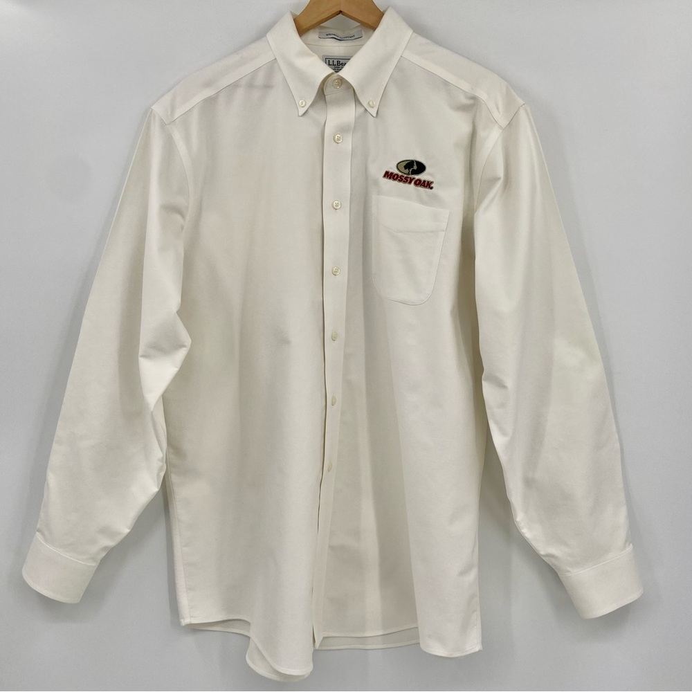 L.L. Bean Mossy Oak Men’s Button Down White Collared Shirt 17-35